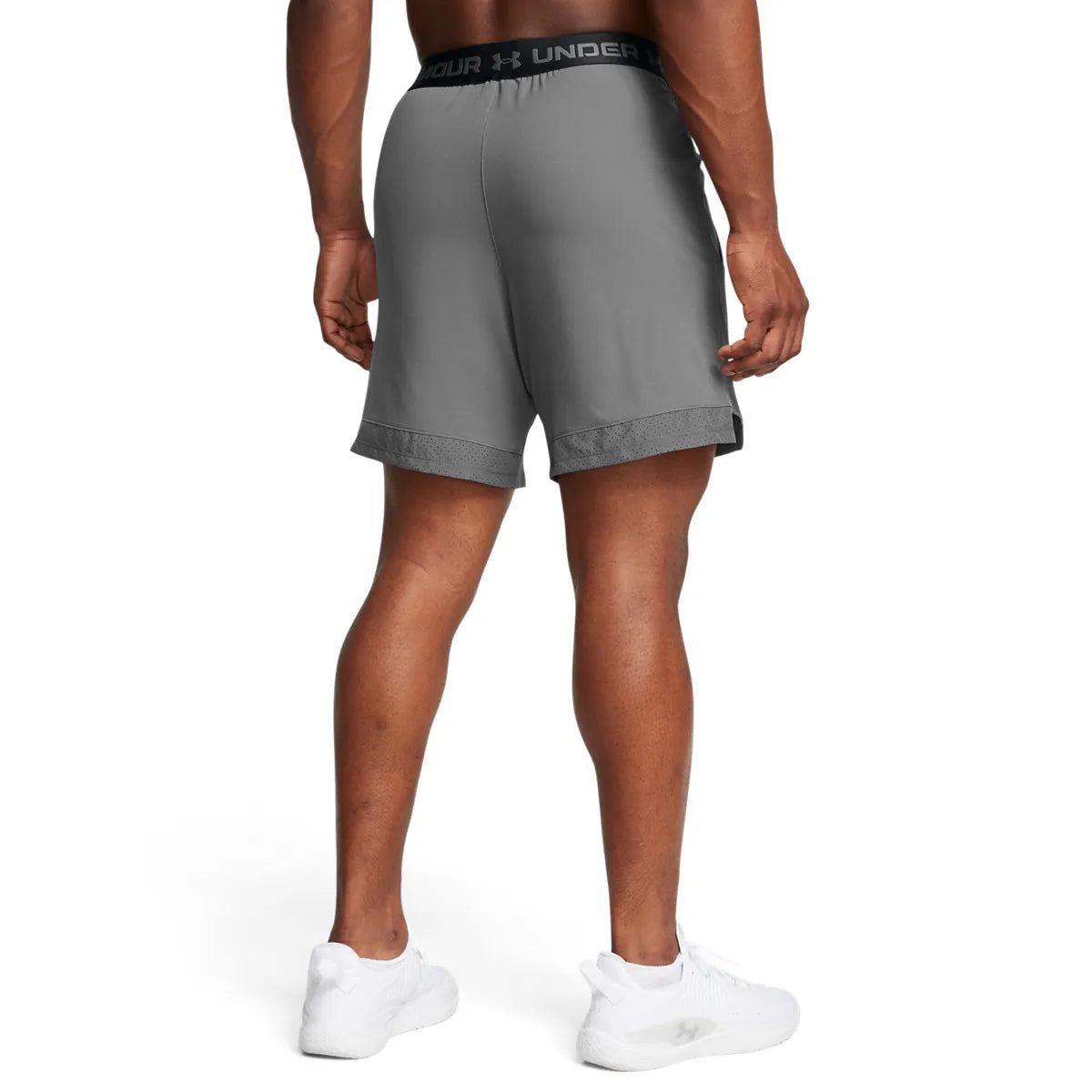 Under Armour - Banish Woven 6 Shorts