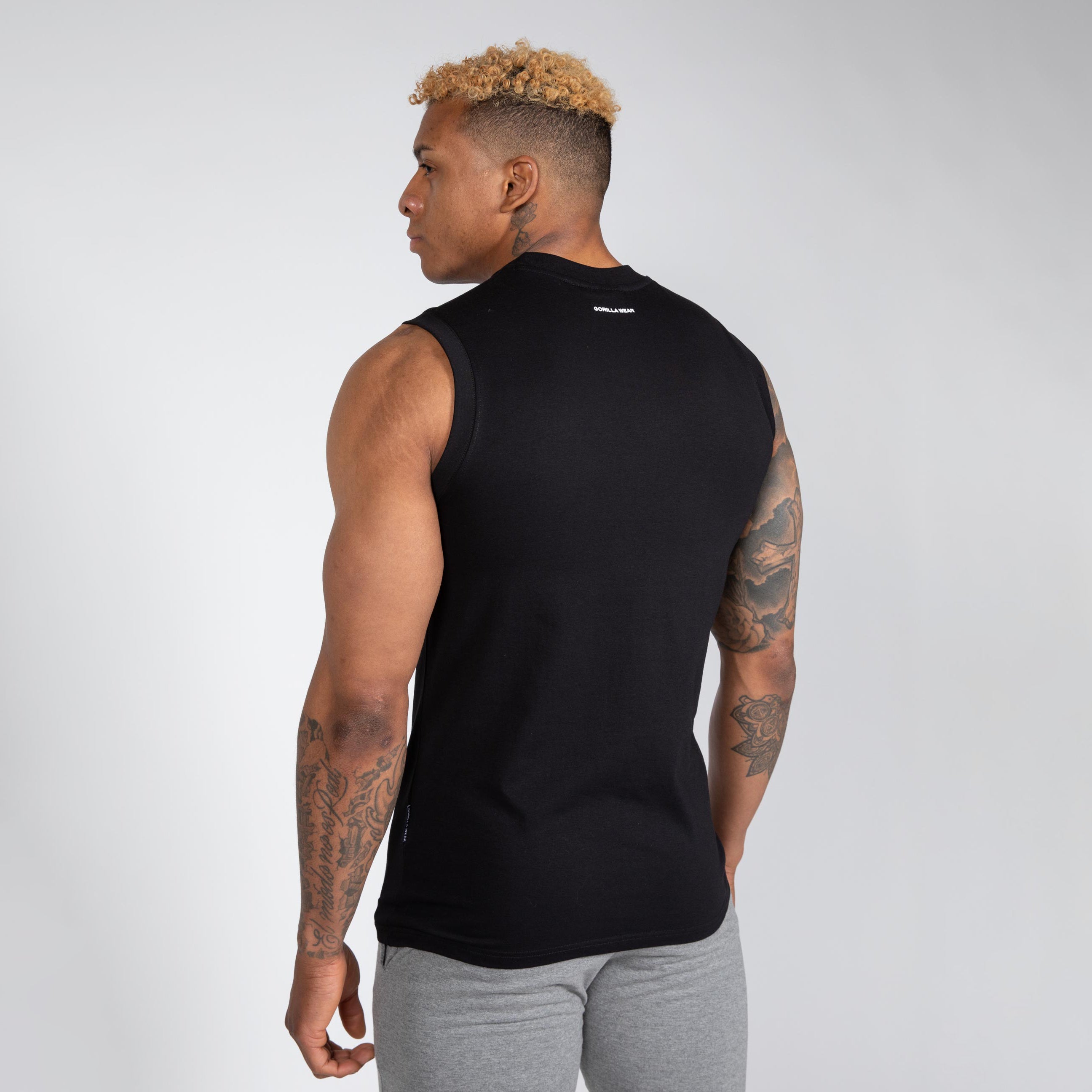 Sorrento Sleeveless T-Shirt, black